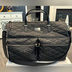 Like new Kate spade Wilson road Carmella quilted black nylon travel bag